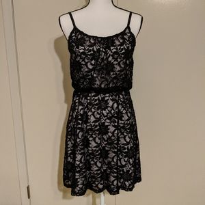 Studio Y size Medium lace dress